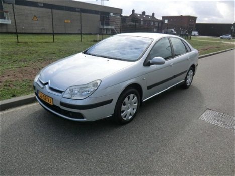 Citroën C5 - 2.0-16V Ligne Prestige - 1