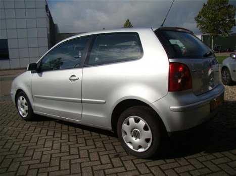 Volkswagen Polo - 1.4-16V Athene automaat - 1