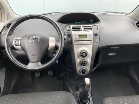 Toyota Yaris - 1.0 VVTi + Airco/Trekhaak/APK 4-10-2020 - 1