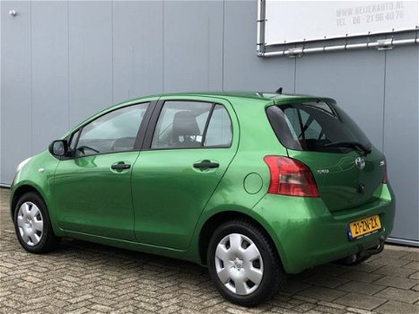 Toyota Yaris - 1.0 VVTi + Airco/Trekhaak/APK 4-10-2020 - 1