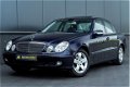 Mercedes-Benz E-klasse - 320 CDI Classic Aut. Schuifdak Xenon PDC Cruise control Navi Trekhaak - 1 - Thumbnail