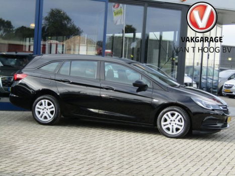 Opel Astra Sports Tourer - 1.6 CDTI Edition AIRCO AGR PDC NAVI - 1