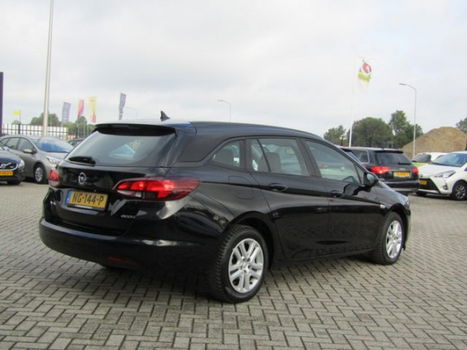 Opel Astra Sports Tourer - 1.6 CDTI Edition AIRCO AGR PDC NAVI - 1