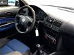 Volkswagen Golf - 1.6-16V Comfortline/Elek.ramen/Nieuwe APK/Stuurbkr - 1 - Thumbnail
