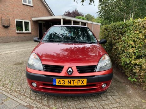 Renault Clio - 1.2-16V Privilège Comfort APK 09/2020 AIRCO NAP - 1