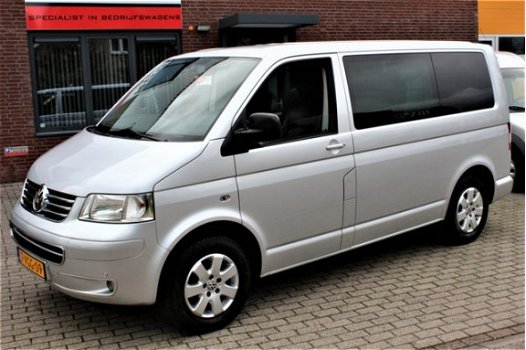 Volkswagen Transporter - 2.5 TDI 130PK 2010 DUB-CAB ZEER MOOI - 1