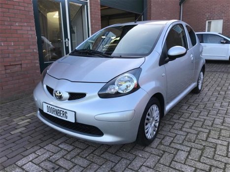 Toyota Aygo - 1.0-12V + AIRCO-EL.RAMEN-ABS - 1