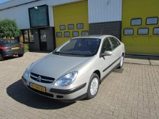 Citroën C5 - 1.8-16V Ligne Prestige Veel opties/ Clima/ goed onderhouden