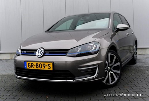 Volkswagen Golf - 1.4 TSI GTE , DSG , INCL. BTW EN 6 MAAND BOVAGGARANTIE - 1