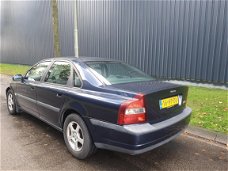 Volvo S80 - 2.4 AUTOMAAT 3 X SLEUTELS CRUISE CONTROLL