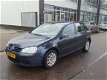 Volkswagen Golf - 1.6 FSI Sportline airco navi 5deurs - 1 - Thumbnail