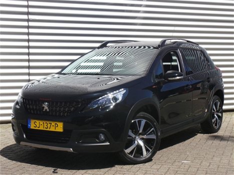 Peugeot 2008 - 1.2 110pk GT-Line Black Edition Panoramadak Navigatie - 1