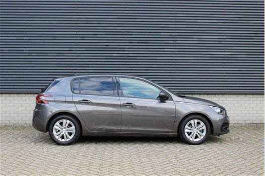 Peugeot 308 - 1.2 PureTech 110pk S&S Blue Lease Executive - 1