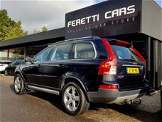 Volvo XC90 - 2.4 D5 R DESIGN AUT6 185PK SPORT 7PERS LEDER NAVI LMV PDC TREKHAAK