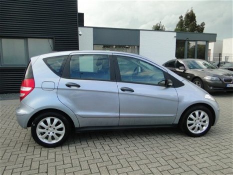 Mercedes-Benz A-klasse - 150 Avantgarde Nette auto boekjes - 1