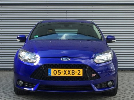 Ford Focus - 2.0 EcoBoost 250pk 5-deurs ST nieuwstaat - 1