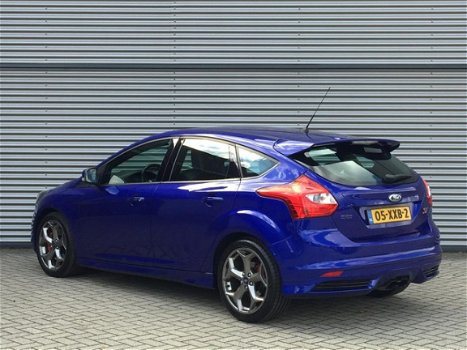 Ford Focus - 2.0 EcoBoost 250pk 5-deurs ST nieuwstaat - 1