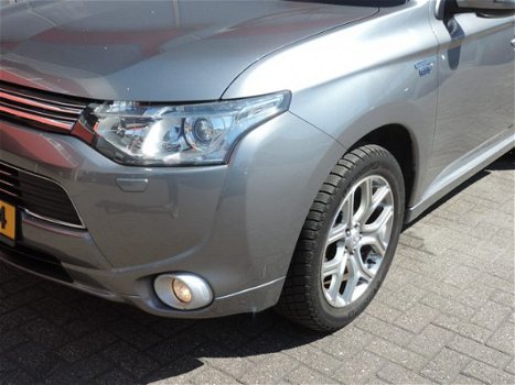 Mitsubishi Outlander - 2.0 PHEV Instyle+ (full options) - 1