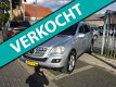 Mercedes-Benz M-klasse - 320 CDI *facelift*/ parkeersensoren / lm velgen / - 1 - Thumbnail