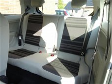 Seat Mii - 1.0 Style Chic | 3-Deurs | Airco | Elektrisch pakket | LMV | Start/ stop | Radio- cd | 1e