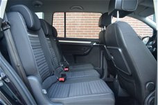 Volkswagen Touran - 1.2 TSI 105pk H6 Cup Ecc Pdc Navigatie Stoelverwarming