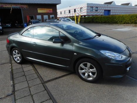 Peugeot 307 CC - 1.6-16V - 1