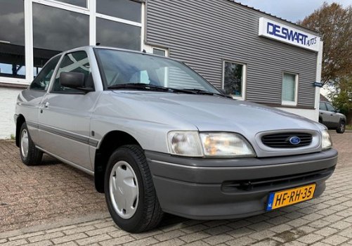 Ford Escort - 1.4 CL 1e Eigenaar 87.264 KM Nieuwstaat - 1