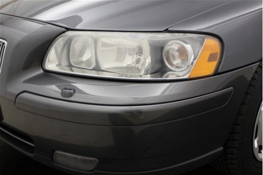 Volvo V70 - 2.4 Edition II Leer PDC Clima - 1