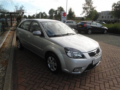 Kia Rio - 1.4 Seven AUTOMAAT, SLECHTS 45.828 km & AIRCO - 1