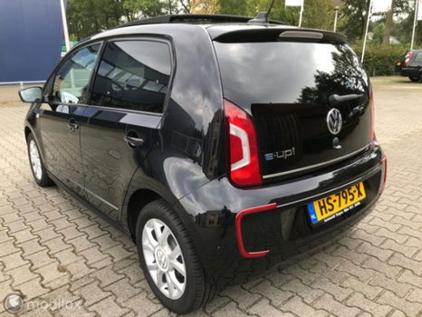 Volkswagen e-Up! - 1