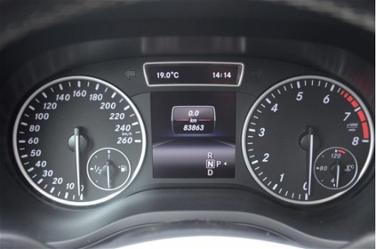 Mercedes-Benz B-klasse - 180 Prestige Climate Controle Stoelverwarming Navi Xenon Automaat - 1