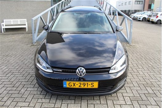 Volkswagen Golf Variant - 1.0 TSI Trendline Navigatie/Airco/Parkeersensoren voor+achter - 1