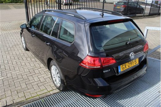 Volkswagen Golf Variant - 1.0 TSI Trendline Navigatie/Airco/Parkeersensoren voor+achter - 1