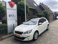 Peugeot 308 - 1.6 BlueHDi Blue Lease Executive 5-Deurs/Airco-Ecc/Panodak/Alu wielen/PDC/Navi