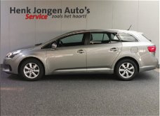 Toyota Avensis Wagon - 1.6 VVTi Aspiration Rijklaar + 6 maanden Bovag-garantie