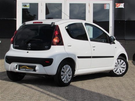 Peugeot 107 - 1.0 Urban Light Accent 5-DEURS|AIRCO|GETINT GLAS|ELEKTRISCHE PAKKET|1e EIGENAAR - 1