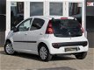 Peugeot 107 - 1.0 Urban Light Accent 5-DEURS|AIRCO|GETINT GLAS|ELEKTRISCHE PAKKET|1e EIGENAAR - 1 - Thumbnail