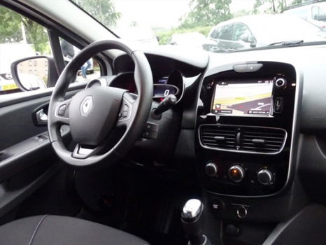 Renault Clio - TCe 90pk Limited / Navigatie - 1