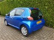 Toyota Aygo - 1.0 VVT-i Now|5-deurs|Airco|NL-auto|1e.Eigenaar - 1 - Thumbnail