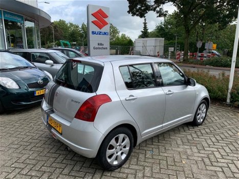 Suzuki Swift - 1.3 5D - 1