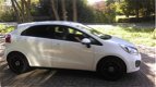 Kia Rio - 1.2 CVVT 85pk Eco Dynamics 5D Plus Pack navigatie - 1 - Thumbnail