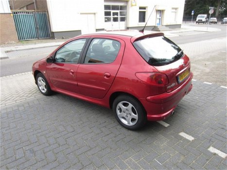 Peugeot 206 - 1.4 Air-line 3 2006 Airco 5-Deurs NAP APK - 1