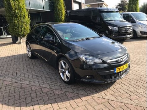 Opel Astra GTC - 1.4 Turbo Design Edition - 1