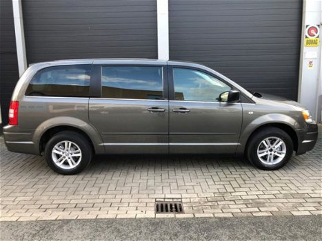 Chrysler Grand Voyager - 2.8 CRD EXECUTIVE EDITION - 1