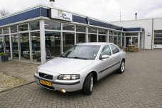 Volvo S60 - 2.4 140PK Automaat