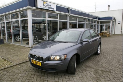 Volvo S40 - 2.4 140 PK, Automaat, Leer, PDC - 1