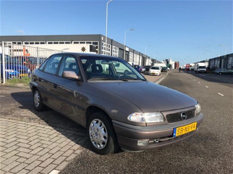 Opel Astra - 1.6i Edition Cool sold / verkocht - 1