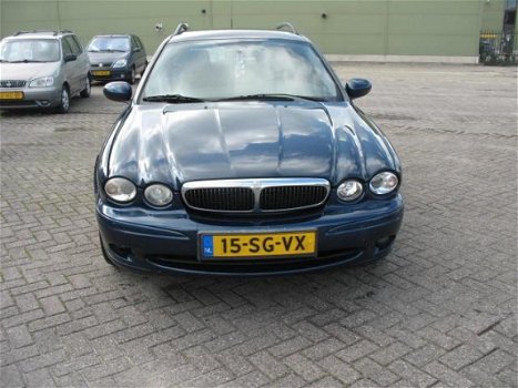 Jaguar X-type Estate - 2.0 D - 1