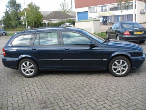 Jaguar X-type Estate - 2.0 D - 1