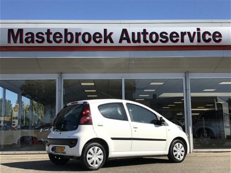 Peugeot 107 - 1.0 Active | Airco | Radio/CD | Elektrische ramen voor | Staat in Hardenberg - 1